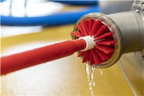 Ерш для труб Vikan (D90мм, красный)