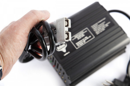 Зарядное устройство RuTrike (60В, 5А, для LiFePo4)