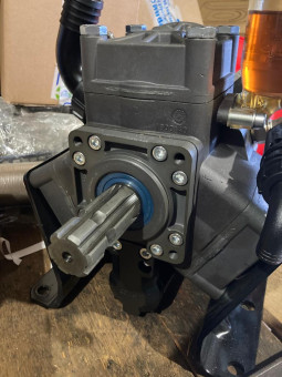 Мембранный насос AR 813 AP C/C (NBR, 50 бар, 79.9 л/мин, ВОМ 1&quot;⅜)