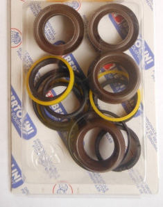 Ремкомплект Bertolini KIT315 (упл. плунжеров, KK-4X)