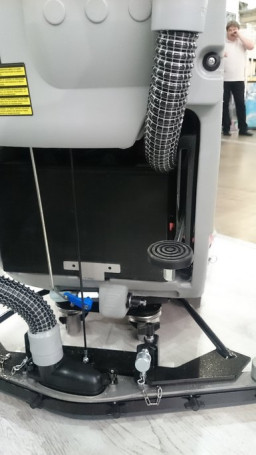 Поломоечная машина Comac Abila 17 В (54Ач, Li)