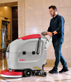 Поломоечная машина Comac Agila 50/50 B (108 Ач Li-Ion)