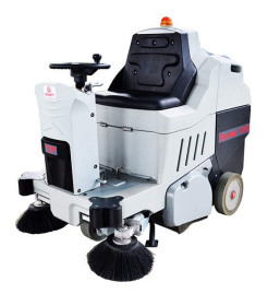 Подметальна машина Bennett Tornado 700bd (300Ач Li)