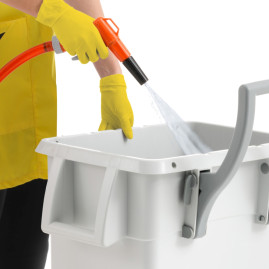 Контейнер TTS Bin (70л, колеса, ручка, сливное отвер, без крышки)