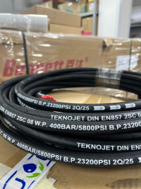 Шланг высокого давления 2SC-08 (20м, 400бар, М22х1.5г-г) RC