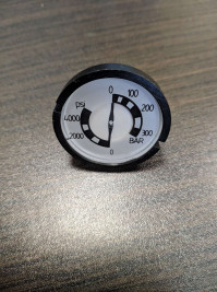 Манометр Portotecnica MNMN37537 (300бар, 1/8"внеш, вход сзади, пласт)