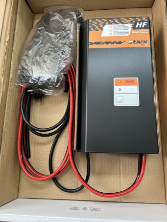 Зарядное устройство Stark ProHF E 24-40 (24В, 40А) (PSW2460.ST2)
