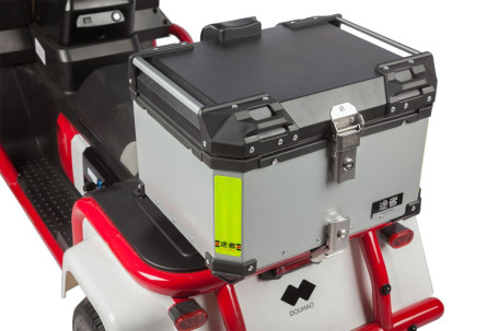 Трицикл электрический Wanshida DOUHAO (60V, 800W, черно-бело-красный)