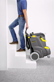 Моющий пылесос Karcher PUZZI 30/4 E