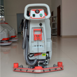 Поломоечная машина Bennett Smart S510bt PRO (150Ач, Li)