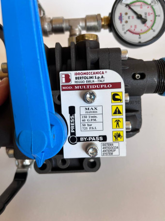 Узел управления Bertolini Multiduplo SV (50бар, 150л/мин, 3 вых. RS)