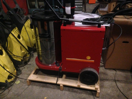 Пылесос промышленный TORNADO PLANET 50