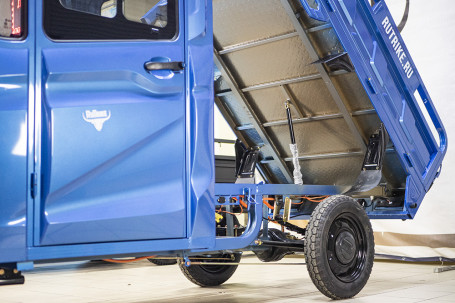 Трицикл электрический Rutrike КАРГО Кабина обогрев 1500 (серый)