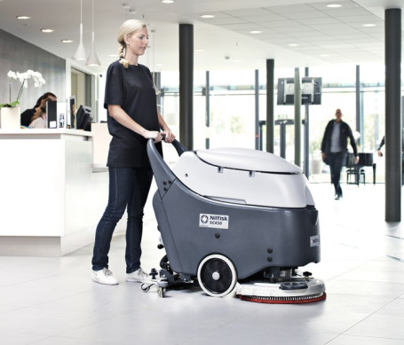 Поломоечная машина Nilfisk SCRUBBER SC450 В Complete