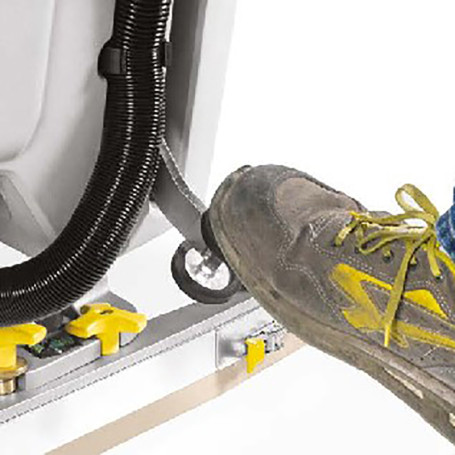 Поломоечная машина Comac Vega 75 BT (150Ач, Li)